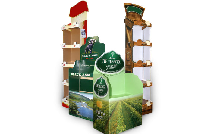 Дисплеи и стелажи